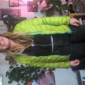 Neon green dyanfit puffy jacket medium/large